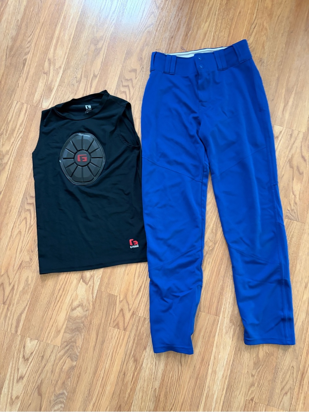 Youth Large Heart Guard and Baseball Pants!
